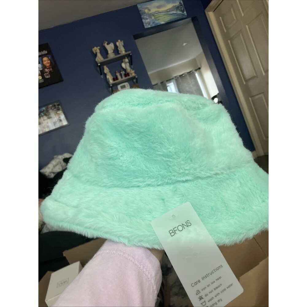 BFONS Faux Fur Winter Bucket Hat for Women Men Fuzzy Warm Hat Womens Furry Fi... - Picture 2 of 9